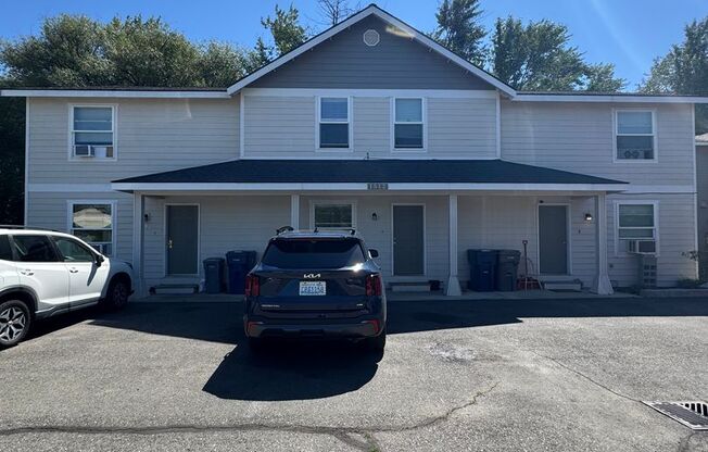 1512 Brook Ct.