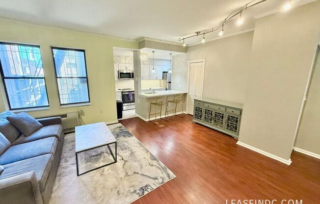 1811 VERNON ST NW