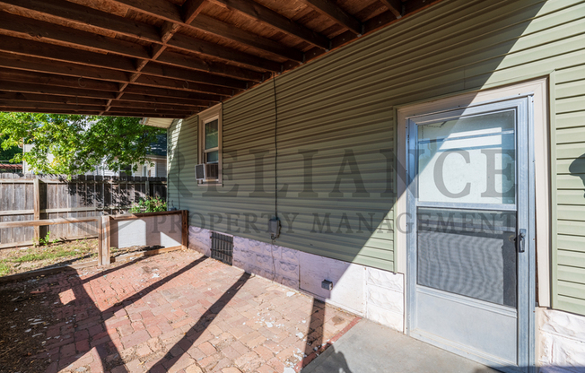 645 S POPLAR