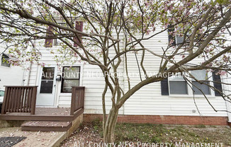 1565 E 256 ST