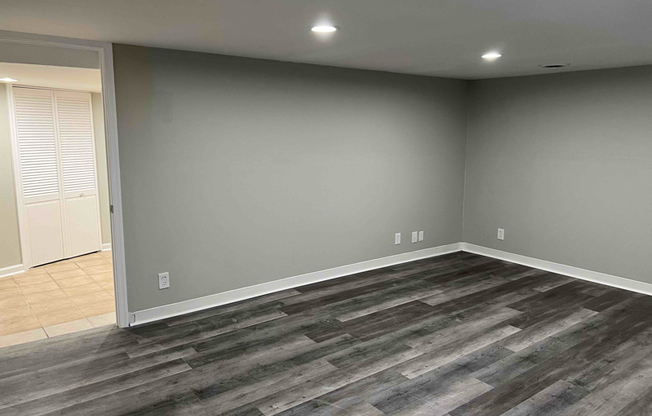 8110 LOCH RAVEN BLVD