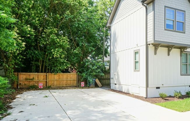 LIKE NEW THREE BEDROOM HOME!