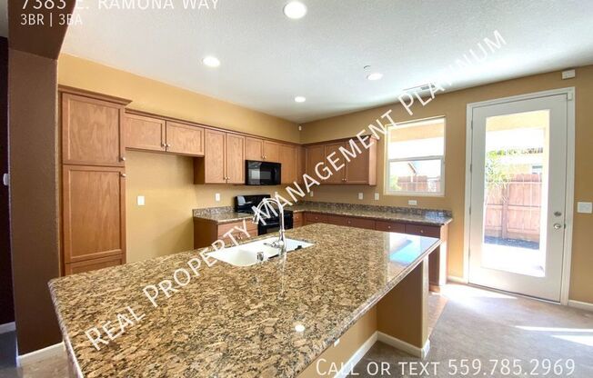 3 beds, 2.5 baths, 1,692 sqft, $2,190