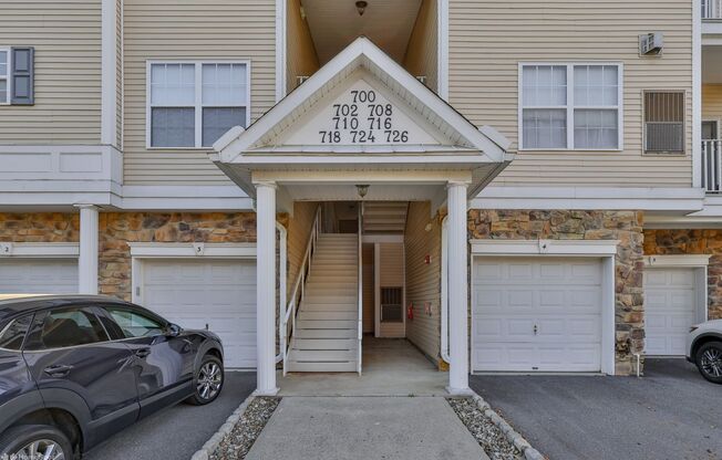 Remodeled Condo With Storage Unit