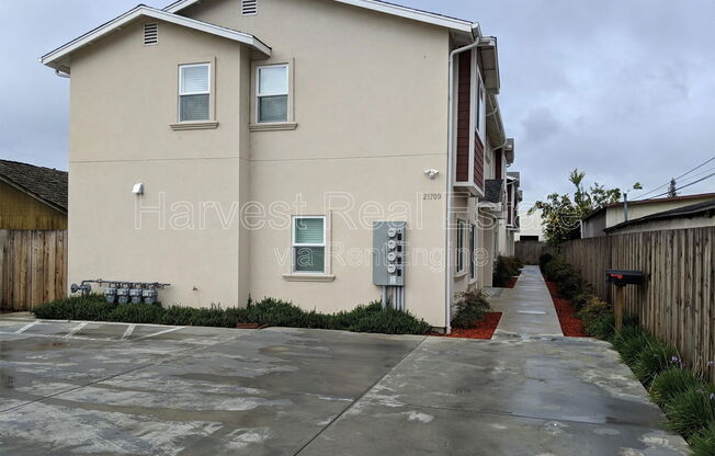 21709 MEEKLAND AVE