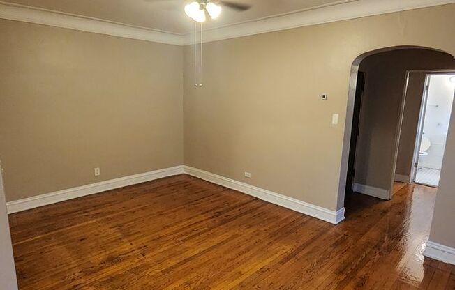 Studio, 1 bath, $885, Unit 1740-2