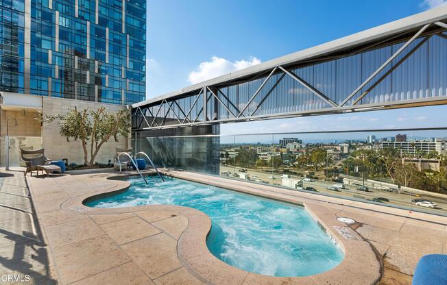 1 bed, 1 bath, 870 sqft, $4,500, Unit 4207
