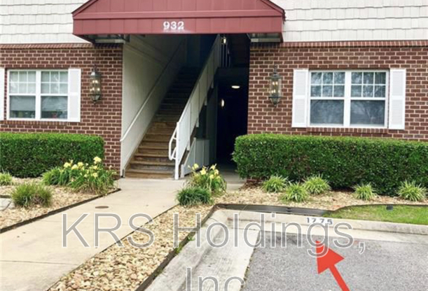 932 SOUTHMOOR DR