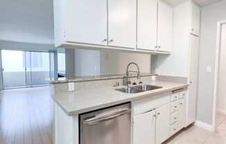 1 bed, 1 bath, 710 sqft, $2,595, Unit 104