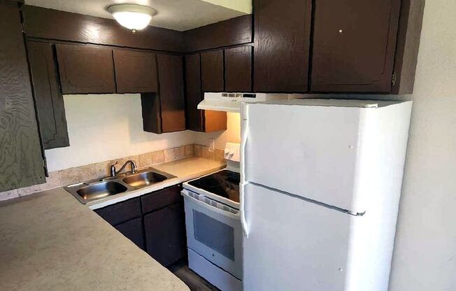 1 bed, 1 bath, 440 sqft, $950, Unit 1115-B