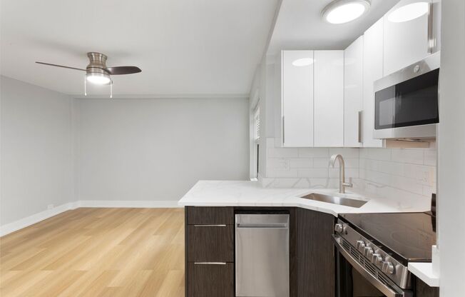 1 bed, 1 bath, 396 sqft, $1,800, Unit 5A