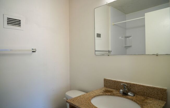 Studio, 1 bath, 311 sqft, $1,050, Unit 301 - Heritage