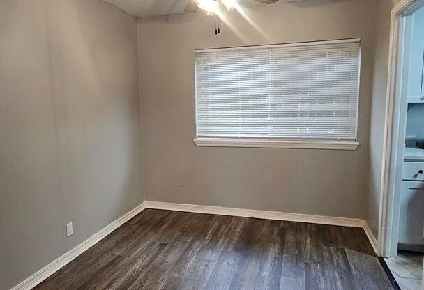 2 beds, 2 baths, 925 sqft, $1,300, Unit 119