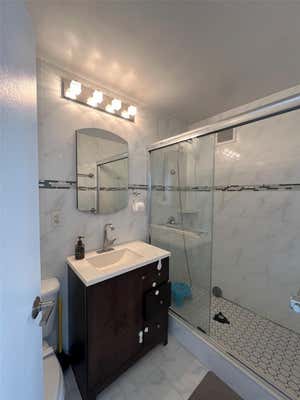 2 beds, 1 bath, 831 sqft, $3,000, Unit 9E