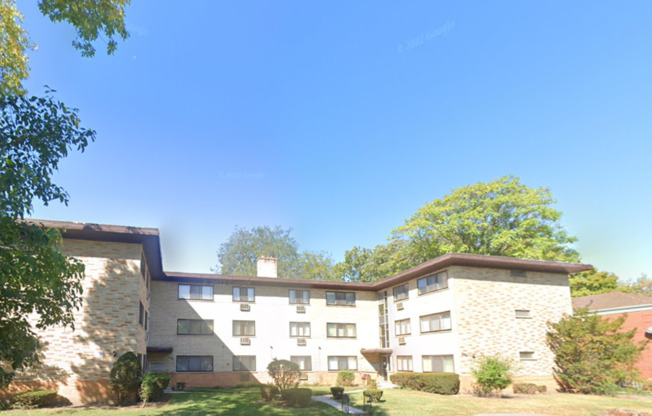 10604 S Walden Parkway