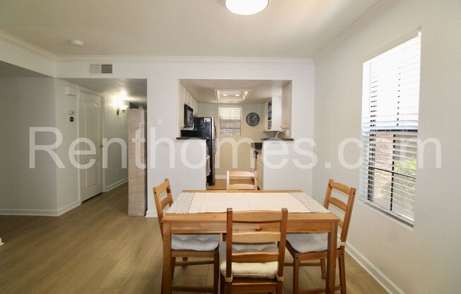 Rancho Bernardo, 12051 Alta Carmel Ct #199, Remodeled, Luxury Vinyl Tile Floors, Granite Counters, AC, Fireplace!