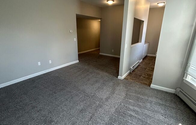 735 East 16th Street (New Town)