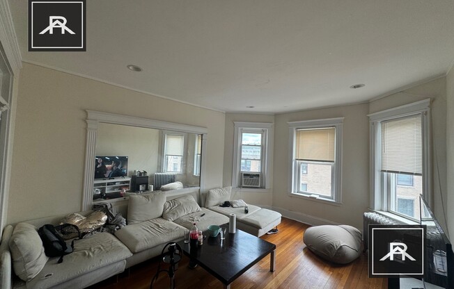 43 Orkney Rd # 3JB