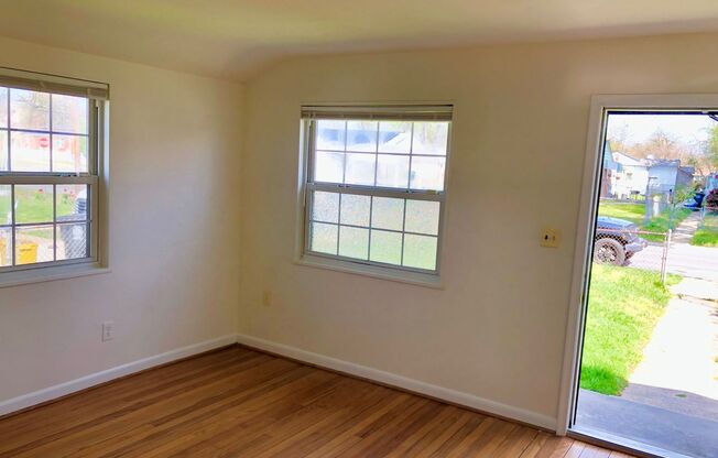 Lovely 3 Bedroom Single-Family Home in Hyattsville!