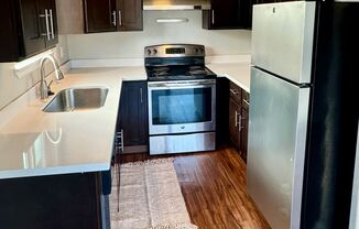 2 beds, 1 bath, 991 sqft, $2,150