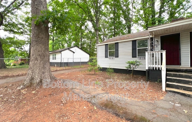 2633 KENHILL DR