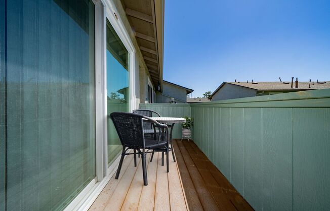 2 beds, 2 baths, 850 sqft, $2,750, Unit 60