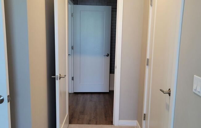 1 bed, 1 bath, 865 sqft, $2,570, Unit 217