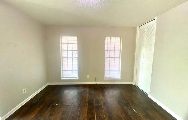 1 bed, 1 bath, 650 sqft, $795