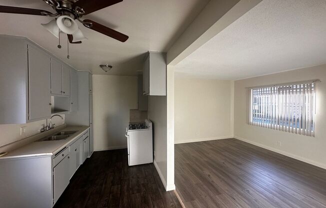 1 bed, 1 bath, 527 sqft, $1,825, Unit 02