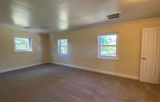 1 bed, 1 bath, $995, Unit 2657B