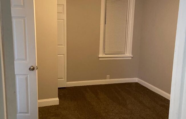 Ready to move in 4 bed 2 bath