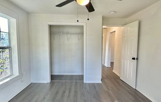 2 beds, 1 bath, $1,250