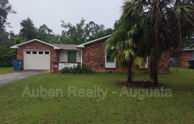 4425 ROXBURY DR