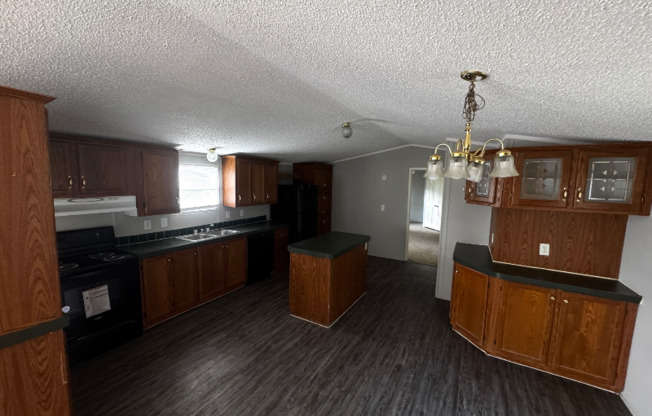 141 FOX MDW DR
