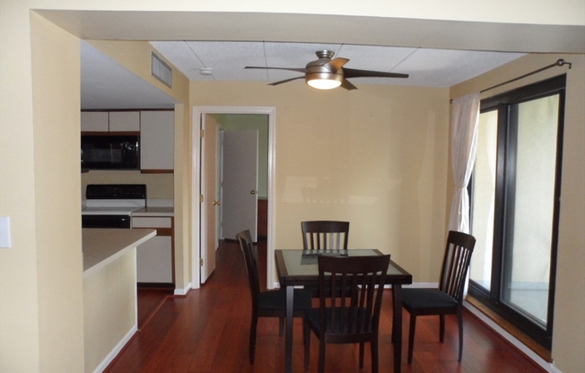 2 beds, 2 baths, 1,030 sqft, $4,400, Unit 313