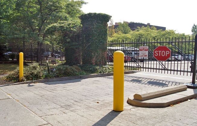 2 beds, 2 baths, 1,200 sqft, $2,650, Unit B33