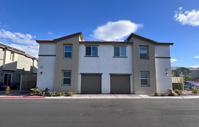 Modern 2024 Townhome in Gated Community with Resort-Style Amenities
