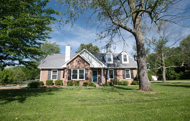 Pet Friendly Four Bedroom on Exit 8!