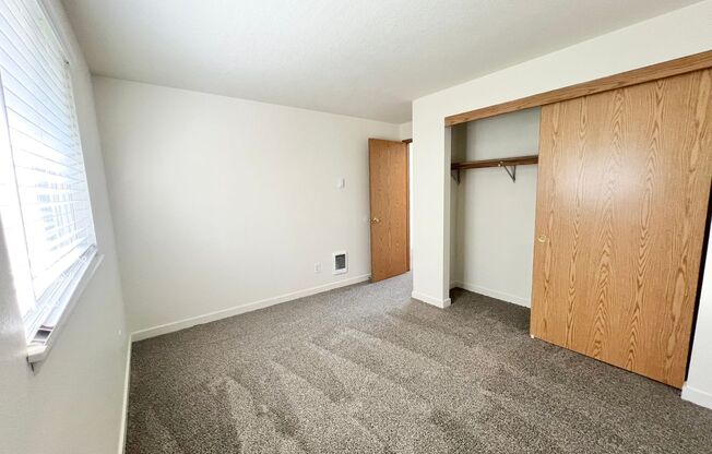 3 beds, 2.5 baths, 1,500 sqft, $2,035, Unit C-02