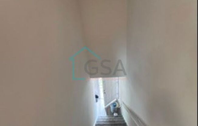 2 beds, 1.5 baths, 975 sqft, $950, Unit Cliffwood Terrace-4302-4A