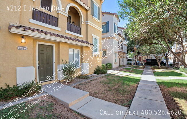 4212 E JASPER DR