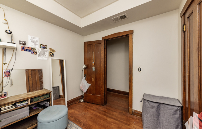 3310 W ARMITAGE