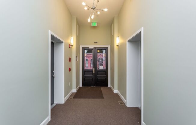 1 bed, 1 bath, 550 sqft, $1,410, Unit Unit 303 (Front)