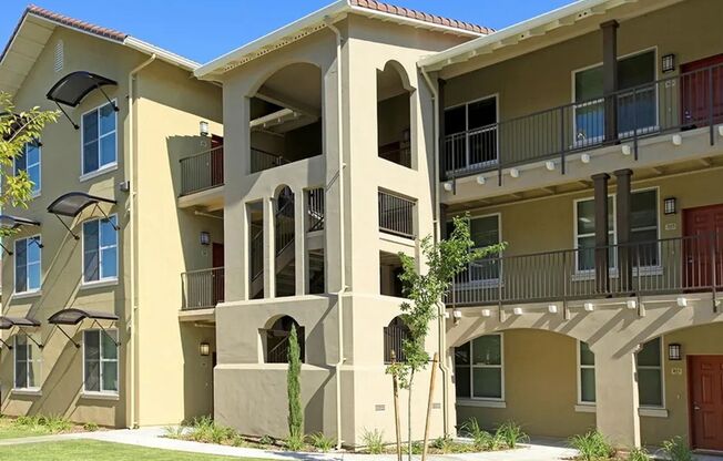 Parc Grove Commons