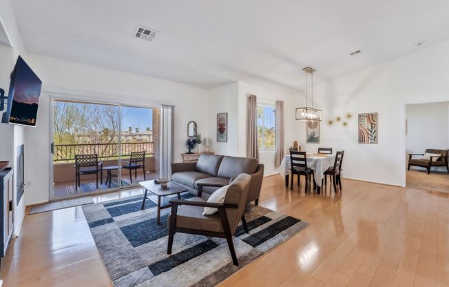2 beds, 1.5 baths, $2,500, Unit # 204