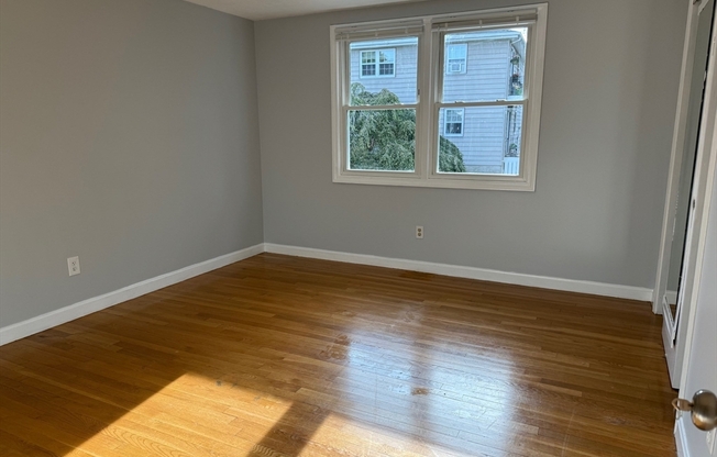 30 ELMWOOD PARK