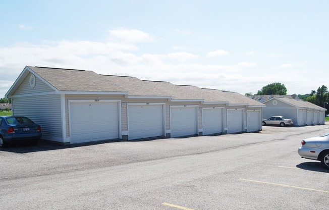 Detached Garages With Remote Opener at West Hampton Park Apartment Homes, Elkhorn