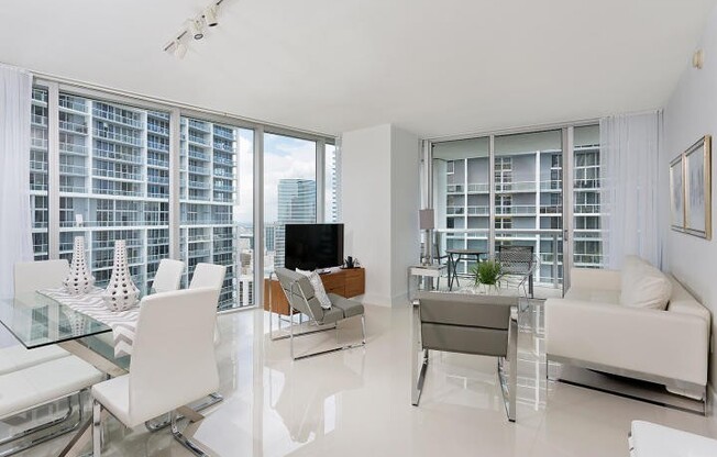 2 beds, 2 baths, $5,000