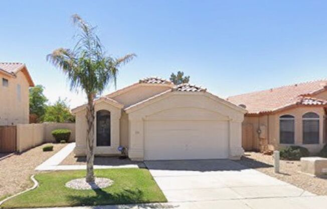 AVAILABLE NOW IN GREAT AVONDALE LOCATION!!!