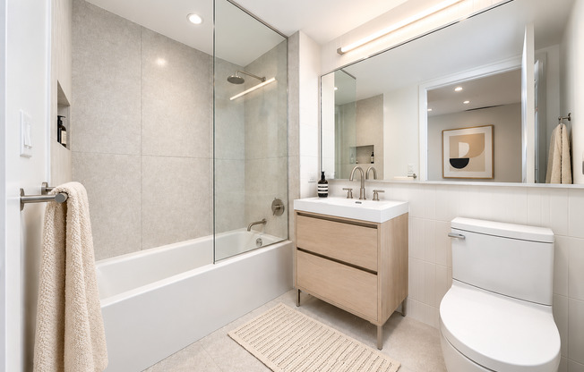 1 bed, 1 bath, $3,404, Unit 5A